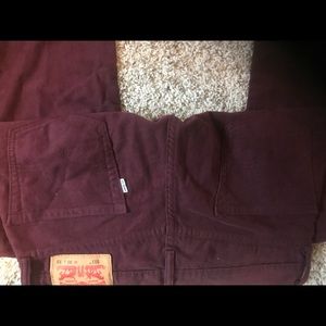 Men's Levi's 30x32 511 never worn burgundy skinny
