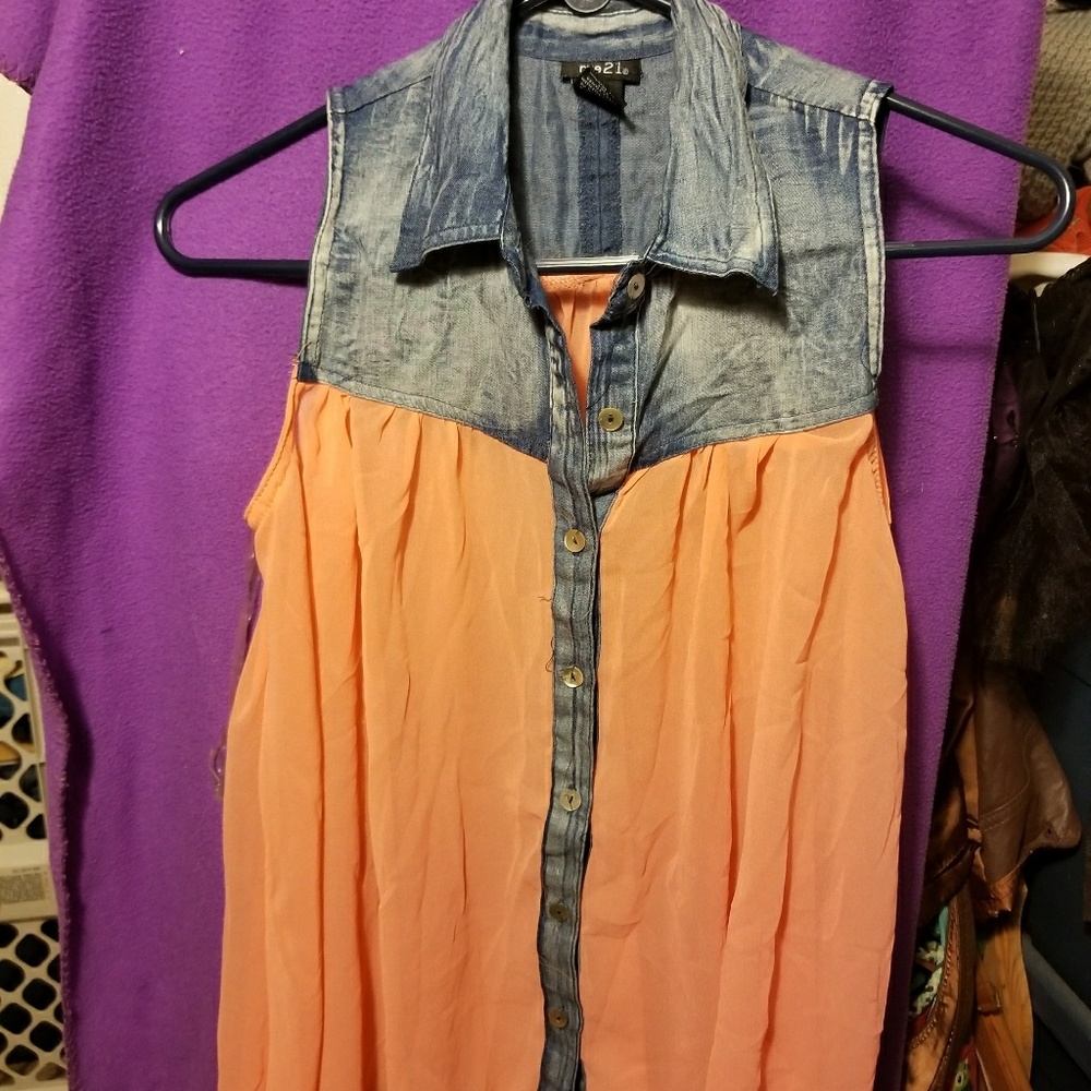 Flowy button up top