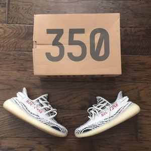 Beat Zebra Yeezy V2
