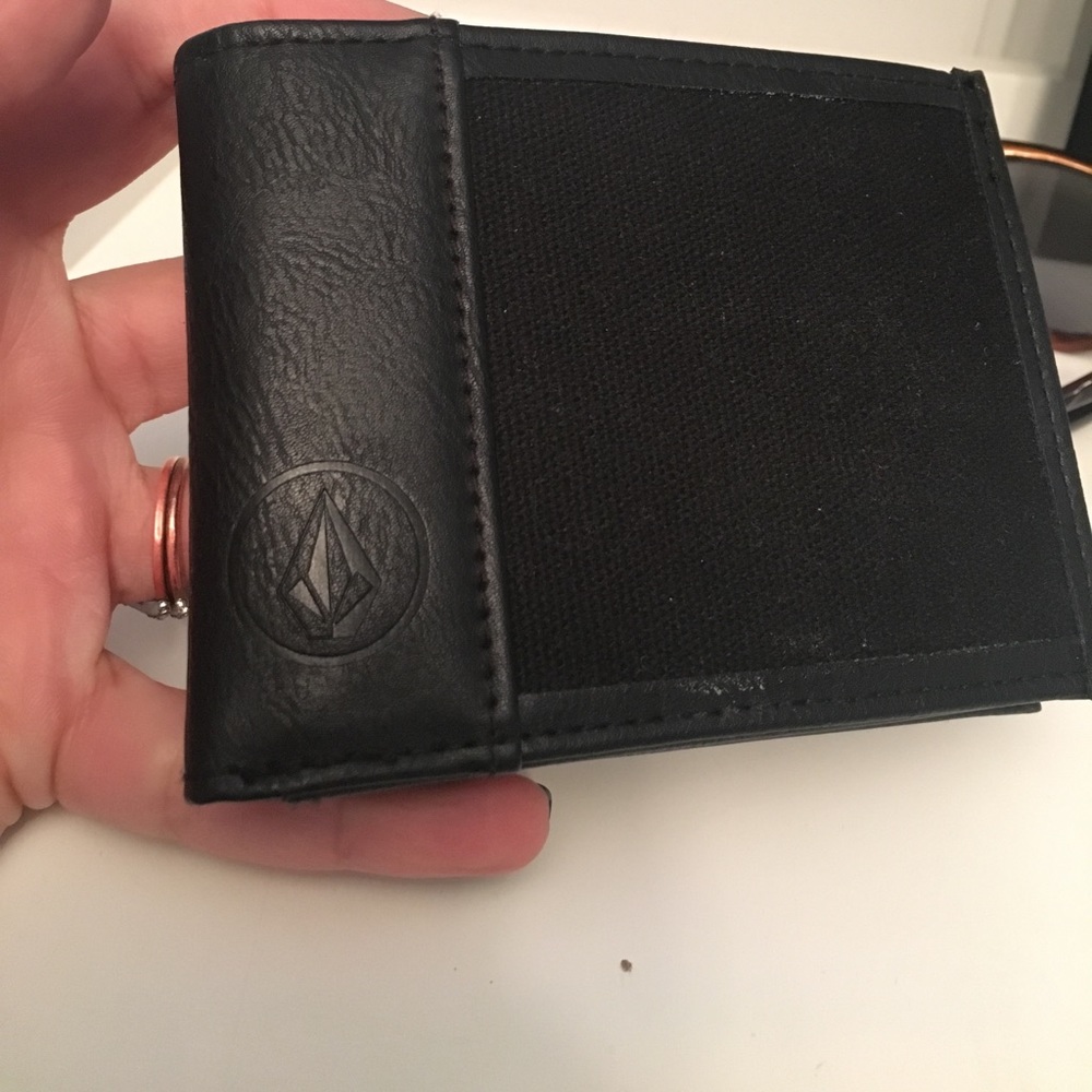 Volcolm Hybrid Leather wallet