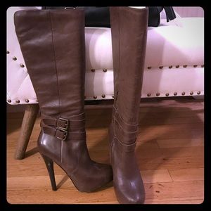 ⚜️Aldo Brown Tall Heeled Boots⚜️