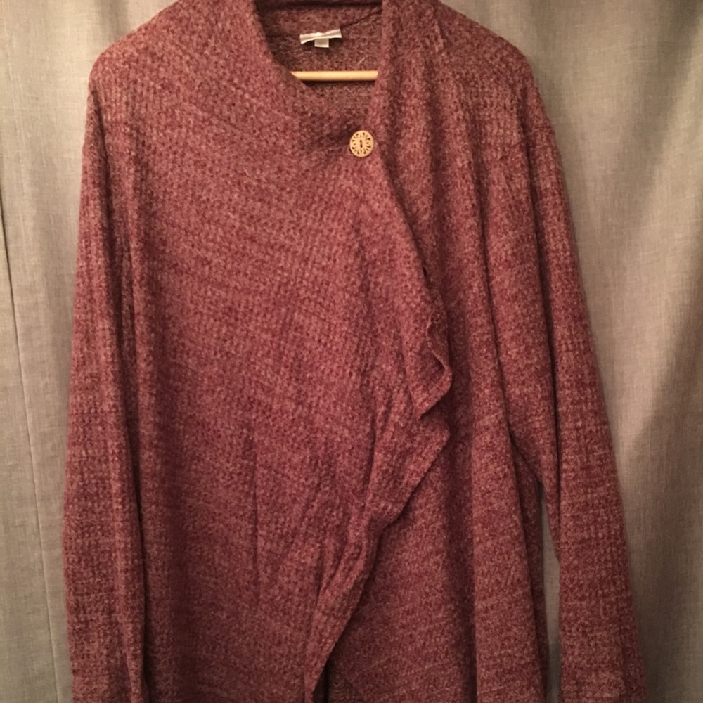Avenue cardigan nwt size 22/24 red heather color