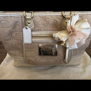 Coach Poppy Bag👜🌸