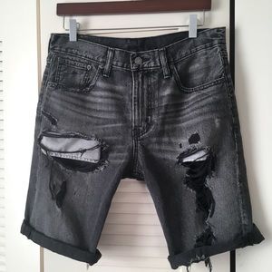 LEVI’S DENIM SHORT DESTROYED DISTRESSED BLEACH