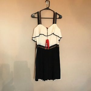 Size 6 Hilfiger collection dress new Original $390