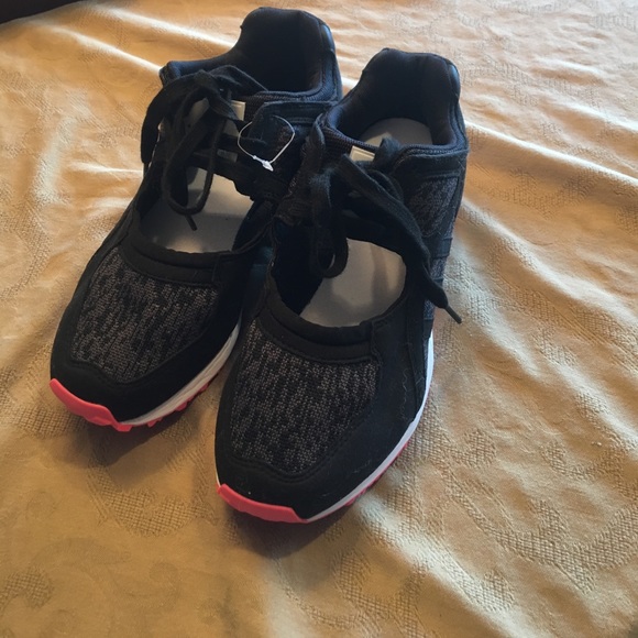 Adidas - Picture 2 of 2