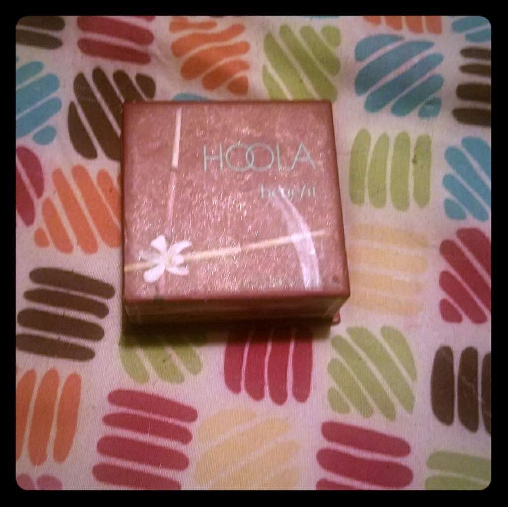 benefit bronzer with brush TRADED