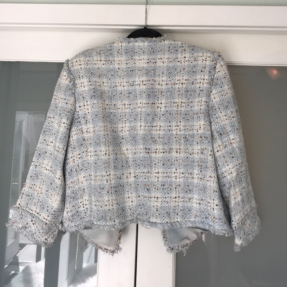 Gorgeous light blue tweed & fringe Escada jacket - Picture 4 of 5