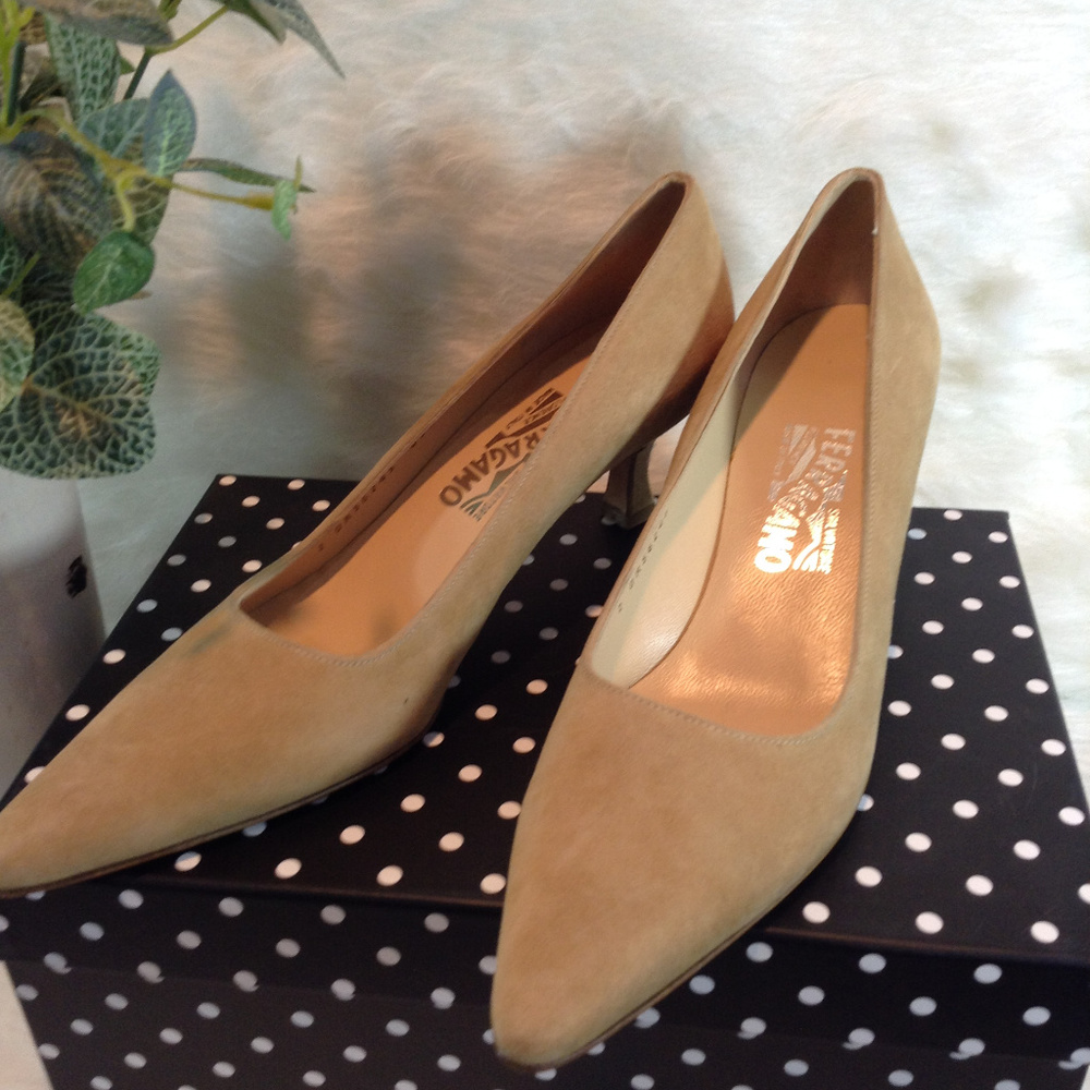 Ferragamo Tan Suede Heels