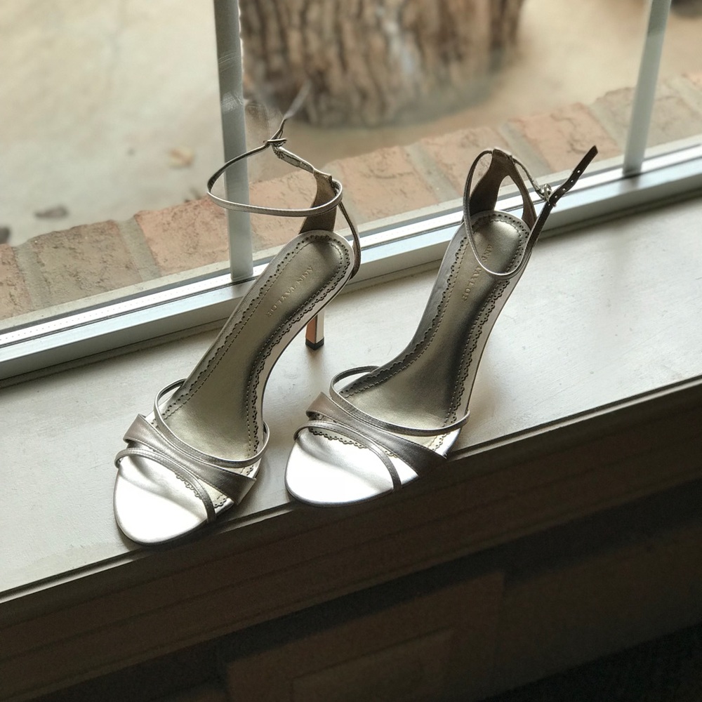 Ann Taylor Pewter Sandals