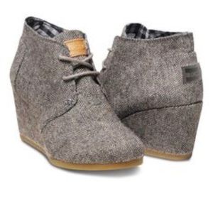 Toms Herringbone Wedge Boots