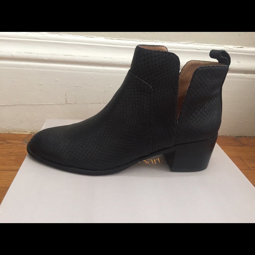 Franco Sarto Black Leather Ankle Booties