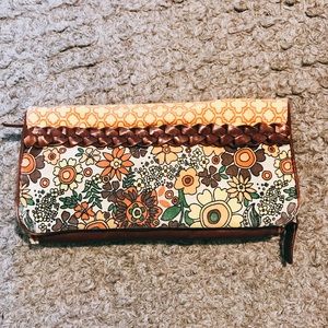 Flower detail wallet