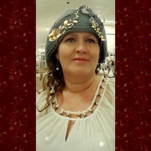 Meet your Posher, Yolanda