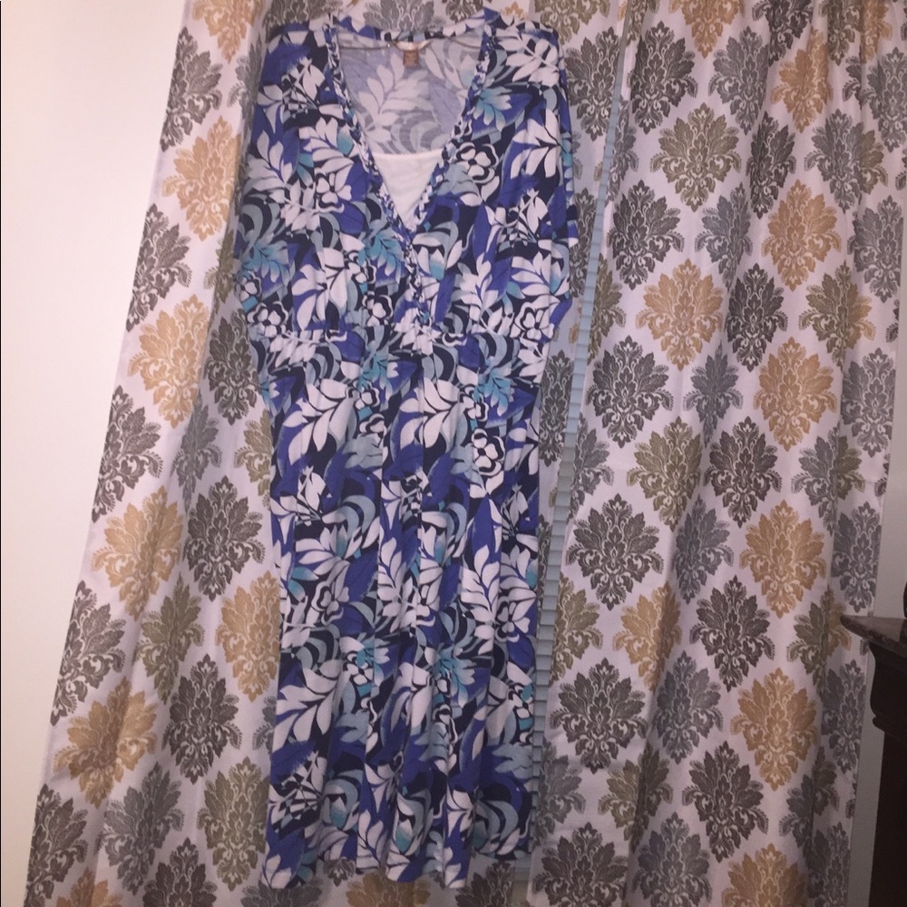 Women's dress