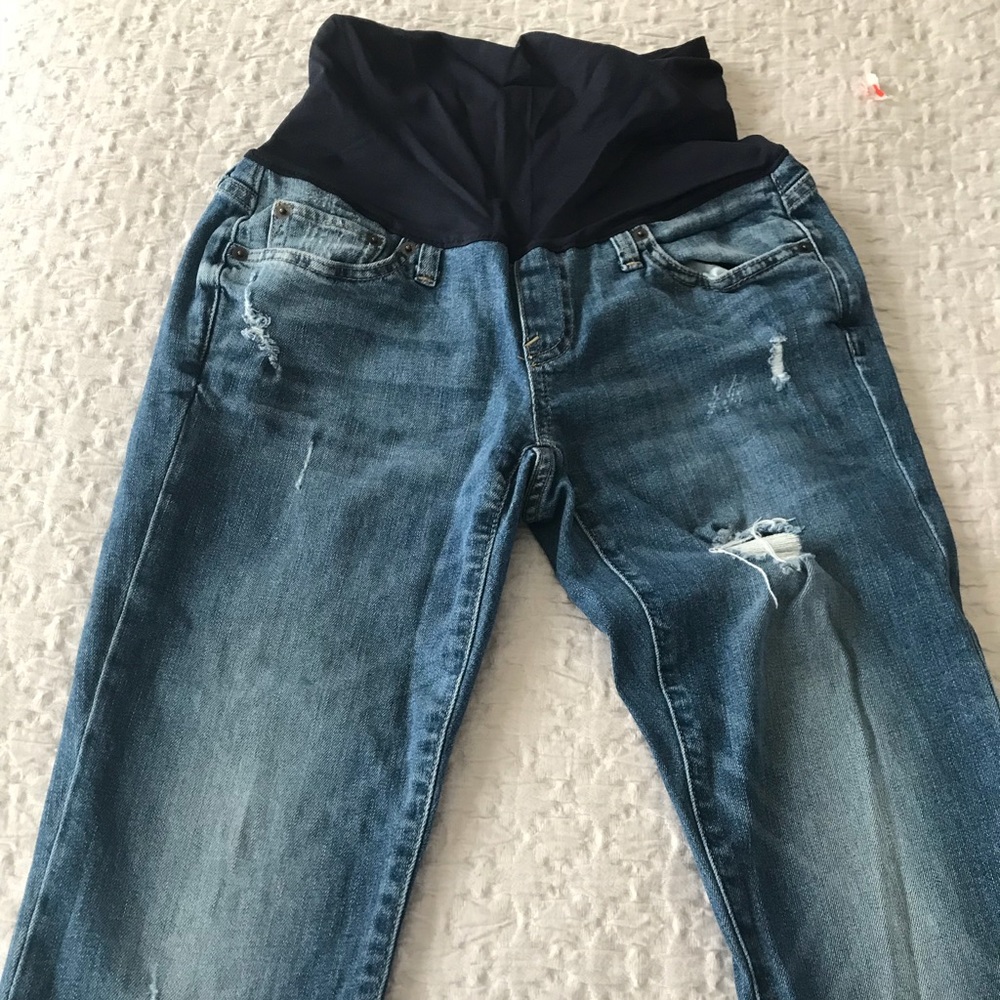 Gap Distressed Resolution Skinny Jeans- Maternity