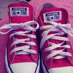 Red converse