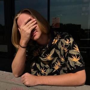 Meet your Posher, Dylan