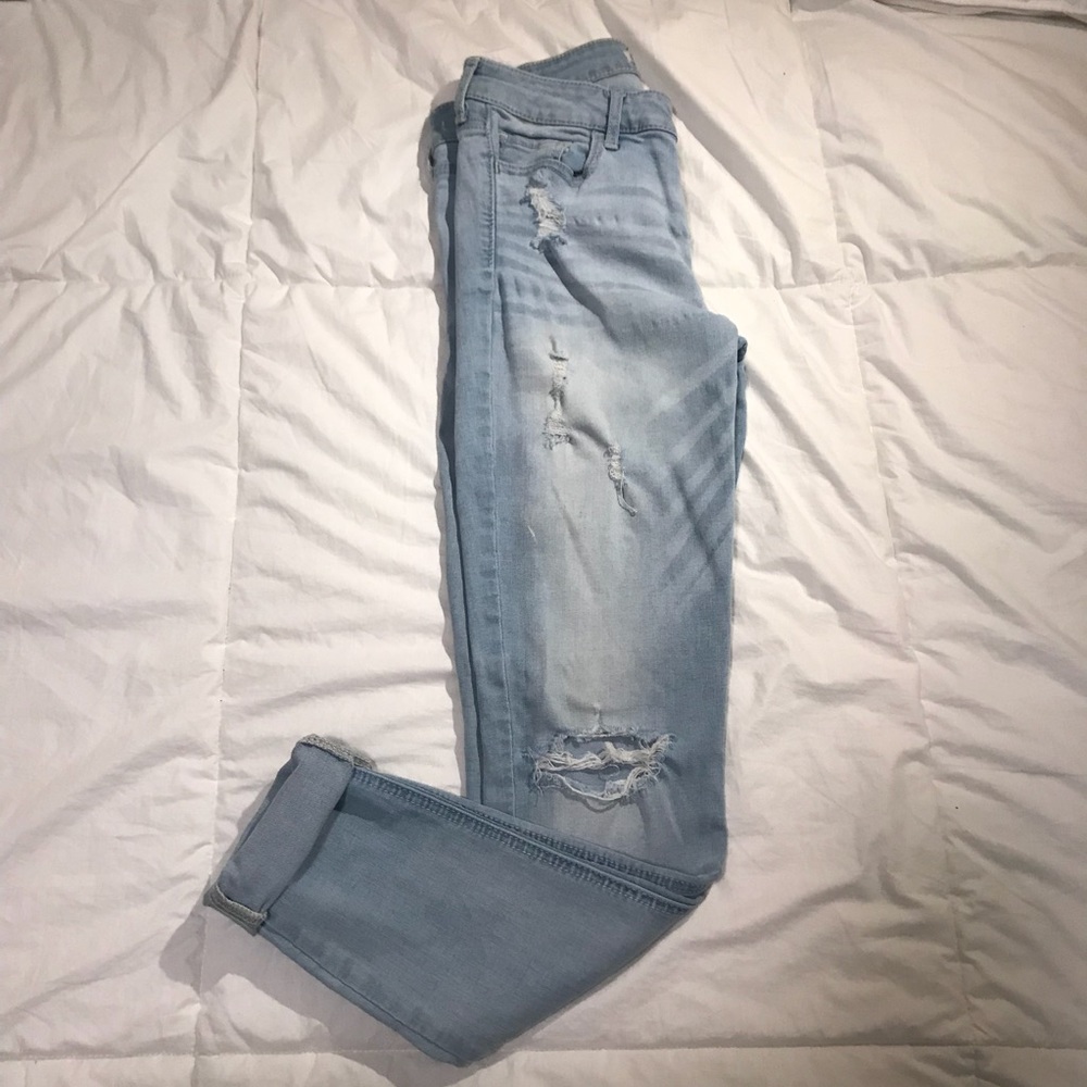 light wash ripped hollister jeans