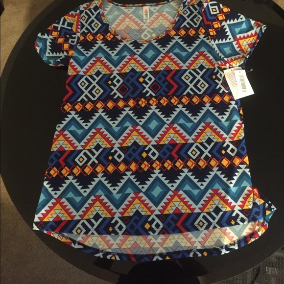 Lularoe classic t - Picture 1 of 3