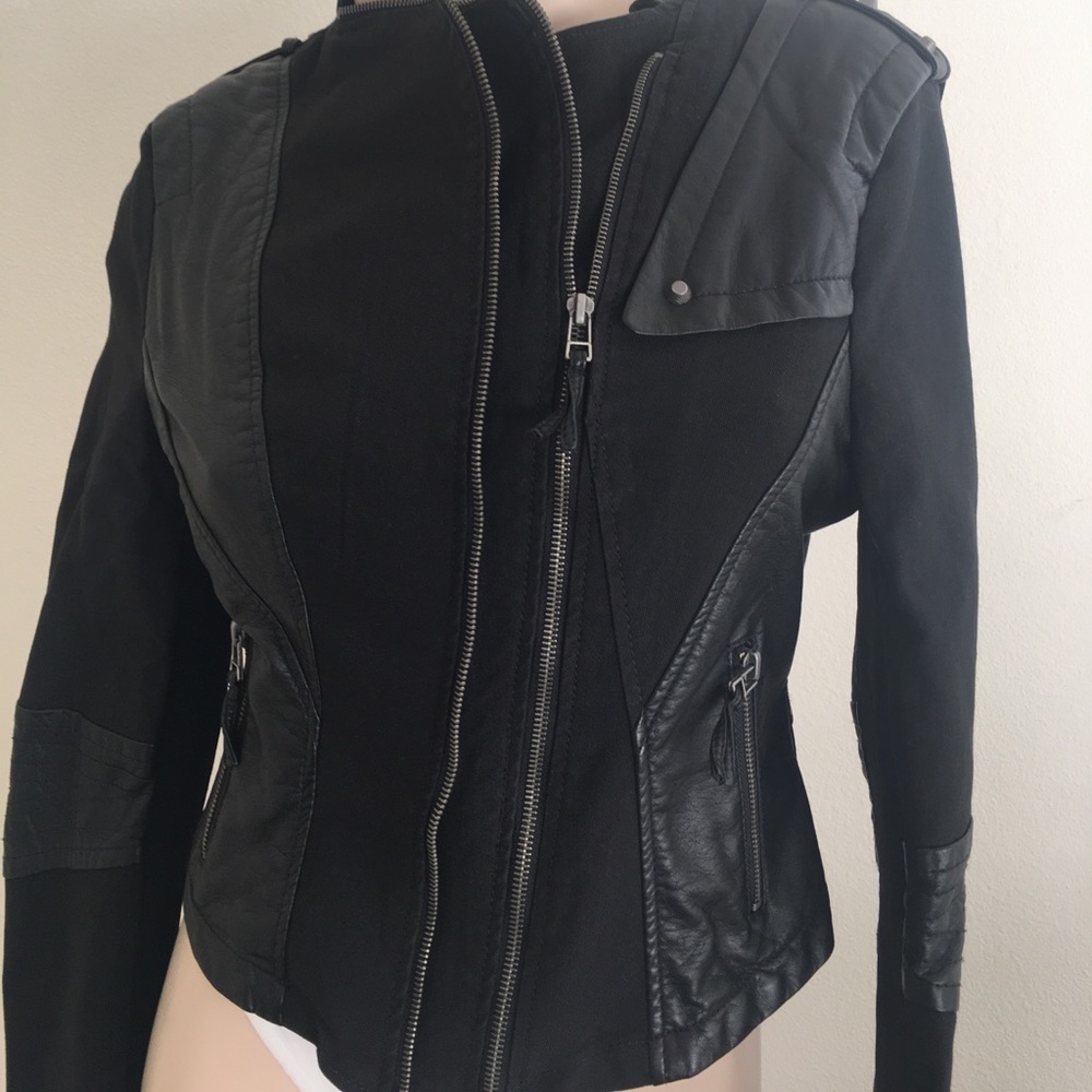 Stylish jacket - Picture 2 of 6