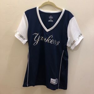 BNWT - WOMENS RHINESTONE YANKEES SHIRT - L