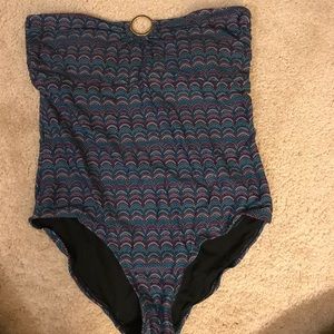 One piece bathing suit
