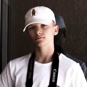 Meet your Posher, Hunter