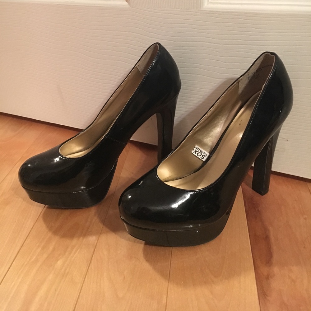 Black heels