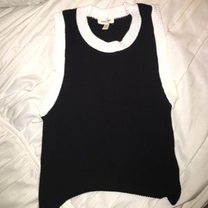 White and black crop top