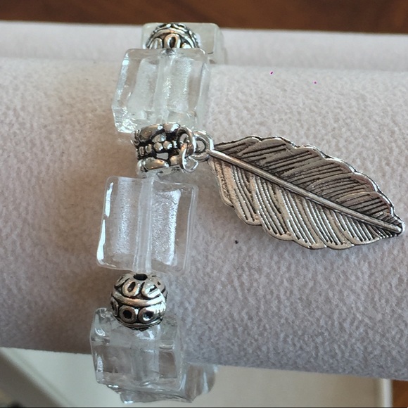 Trendy Square Design Yoga Leaf Bracelet - Picture 5 of 7