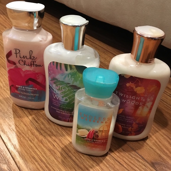 Other - ❗️FREE W/ANY PURCHASE❗️B&BW lotions