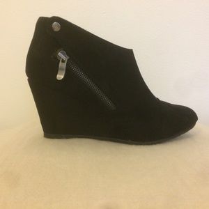 Chinese Laundry Wedge Bootie