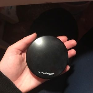 Mac mineralized skinfinish