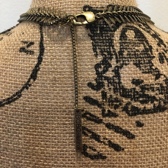 BCBGeneration Chain Necklace - Picture 4 of 5