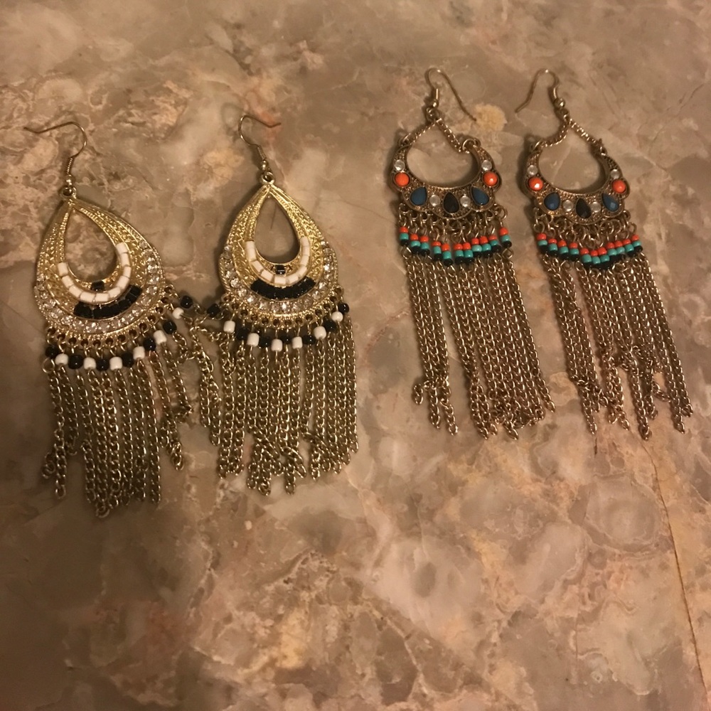Bundle of earrings