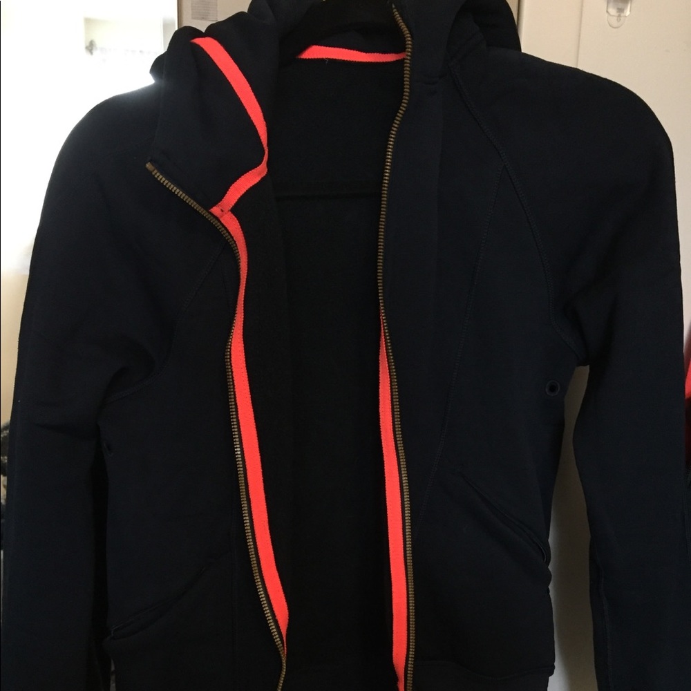 Like new lululemon fleece zip up jacket