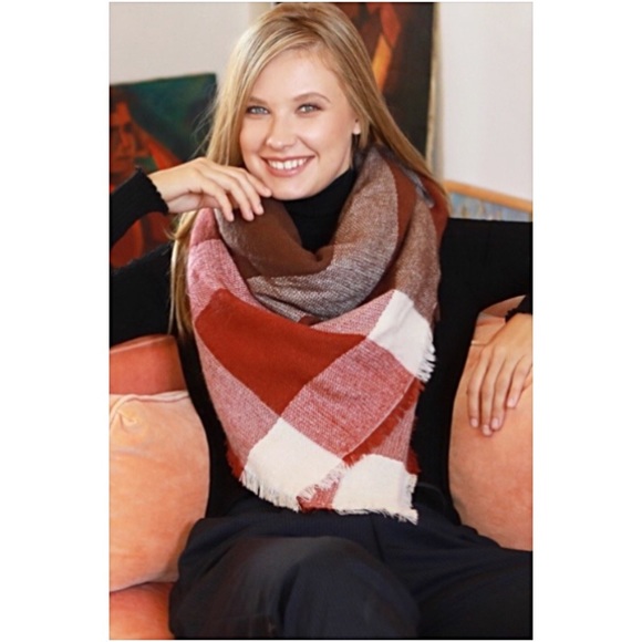 💥HOTSALE💥Marsala Plaid Colorblock Blanket Sold - Picture 4 of 8