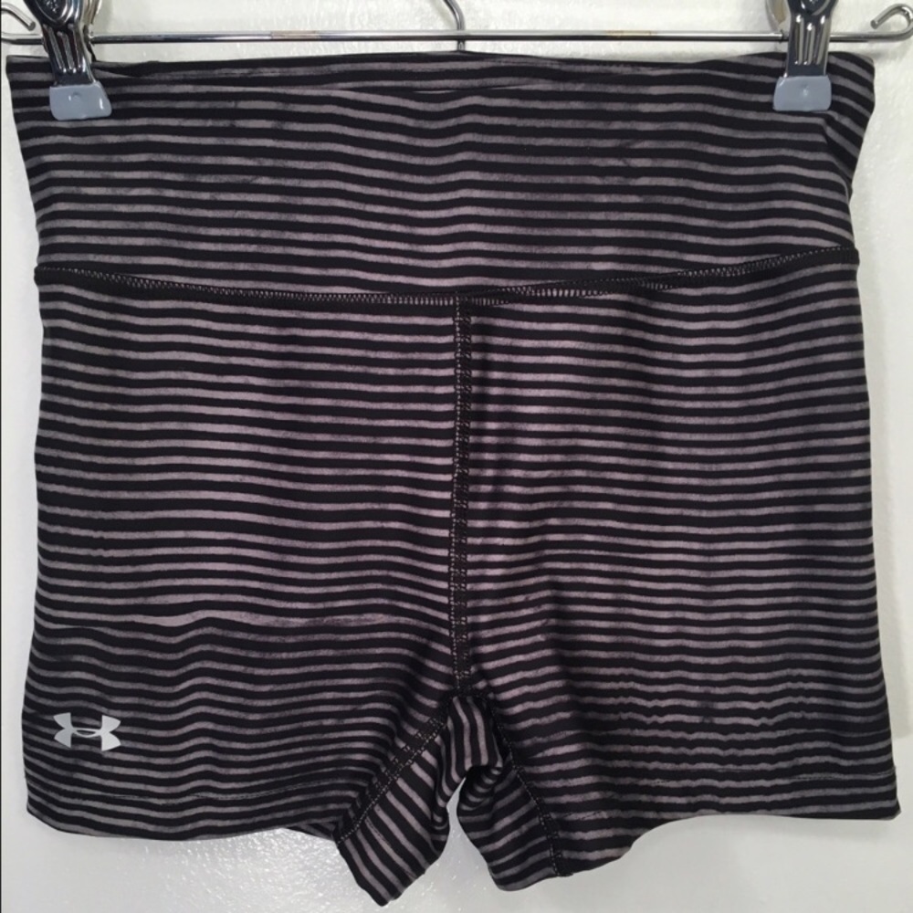 Compression shorts
