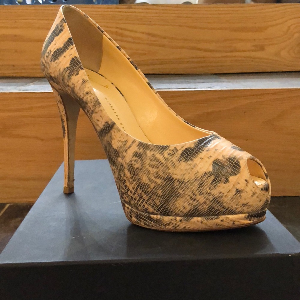 Giuseppe Zanotti Platform pump