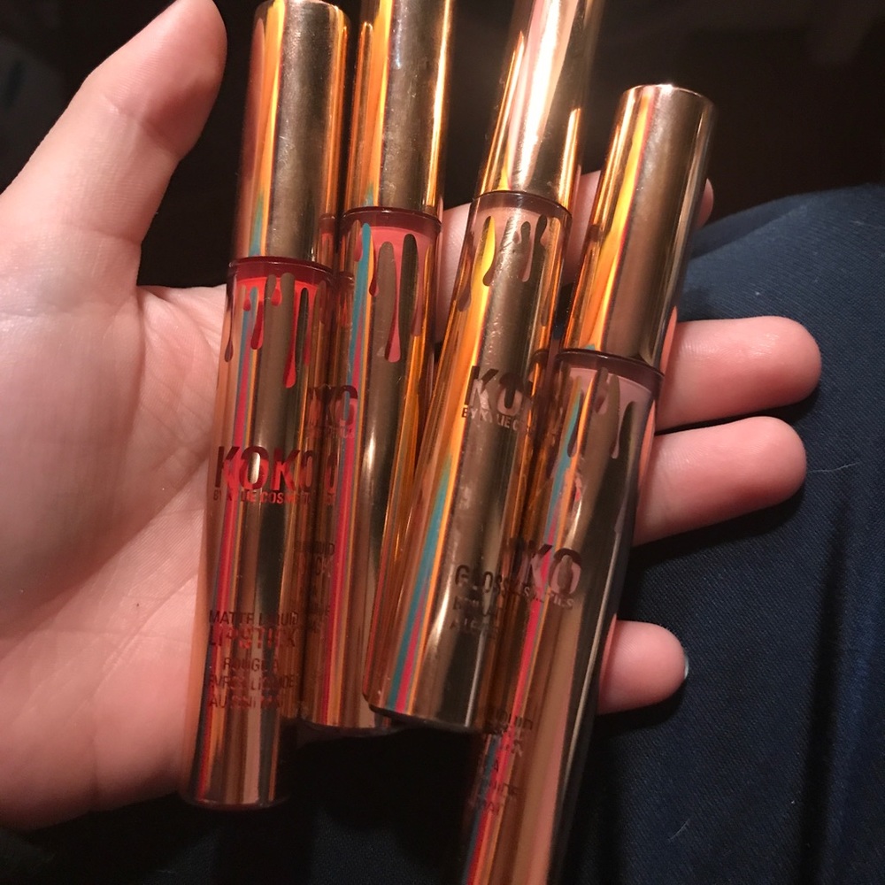 Lipsticks/lipgloss