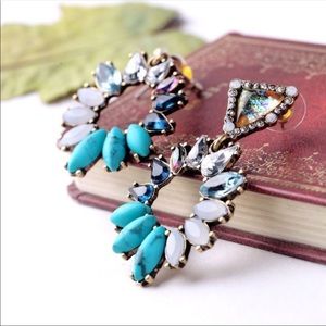 Gorgeous Turquoise Gem Stone Earrings
