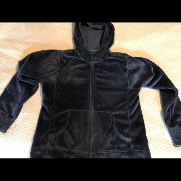 Patagonia Jackets & Blazers - Patagonia women’s Large super soft hoodie jacket.