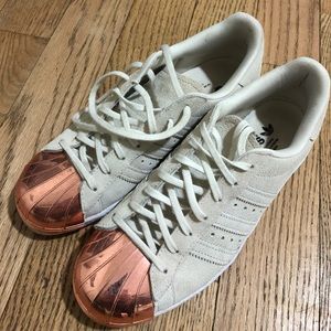 ROSE GOLD TIPPED ADIDAS - SIZE 8.5 US