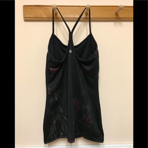 Lululemon🌺Power Y Tank in Black Iris Size 6 EUC - Picture 2 of 3