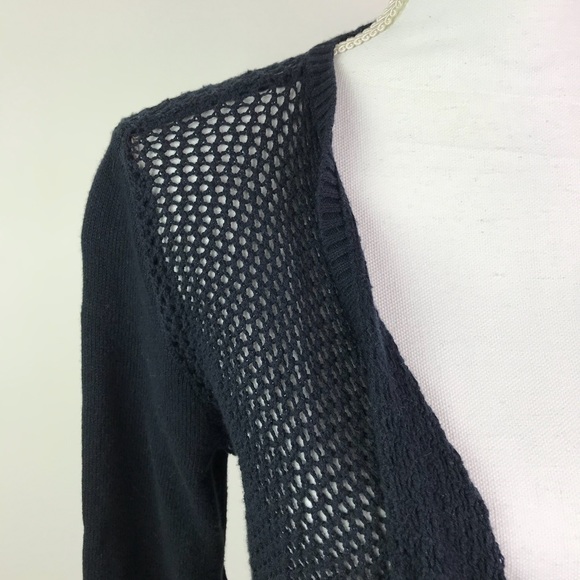 Abercrombie and Fitch Open Cardigan Sweater - Picture 2 of 8