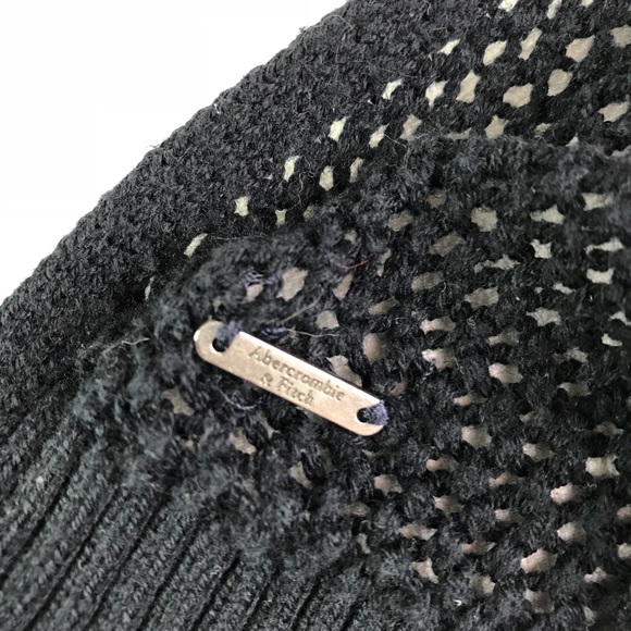 Abercrombie and Fitch Open Cardigan Sweater - Picture 3 of 8