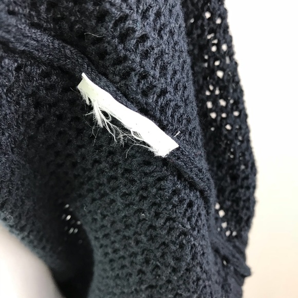 Abercrombie and Fitch Open Cardigan Sweater - Picture 8 of 8