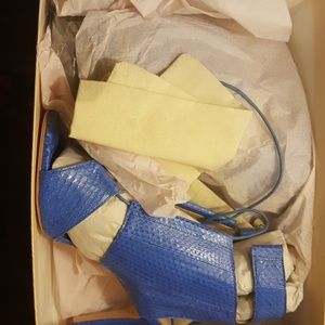 open toe sandal
