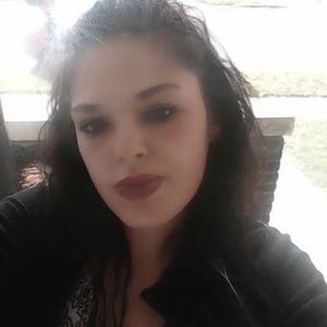 Meet your Posher, Tia